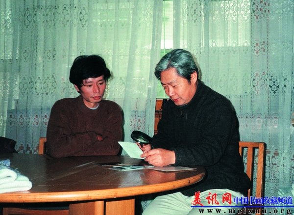 与贾老师在一起.jpg