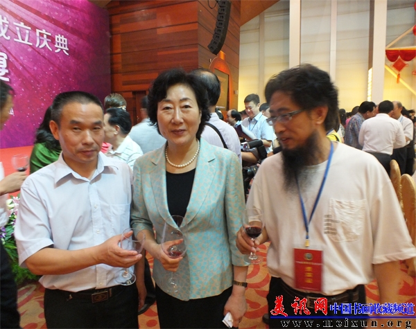 安徽省副省长花建慧女.JPG
