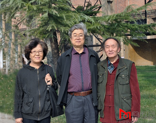 原中国美协副主席、中国美术馆馆长杨力舟  及夫人 著名画家王迎春.jpg
