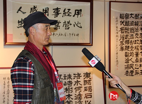 江华接受采访.jpg