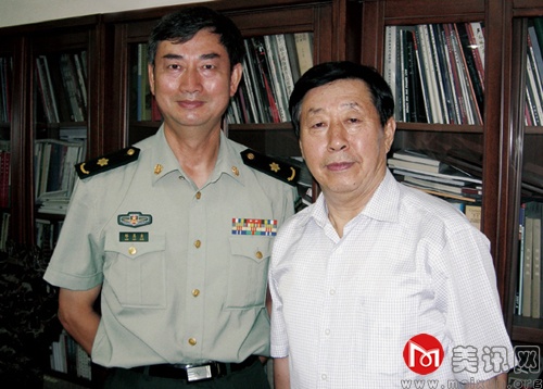 在中国美协主席刘大为工作室.jpg