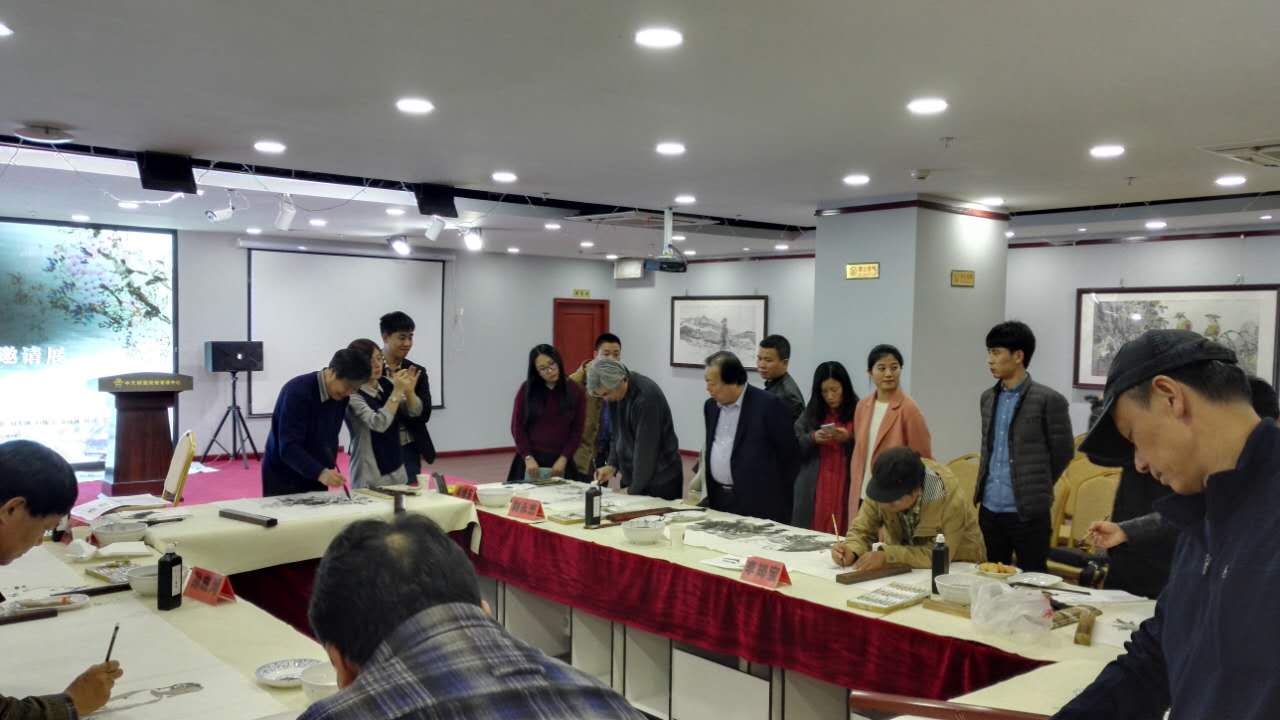 参展艺术家现场笔会.jpg